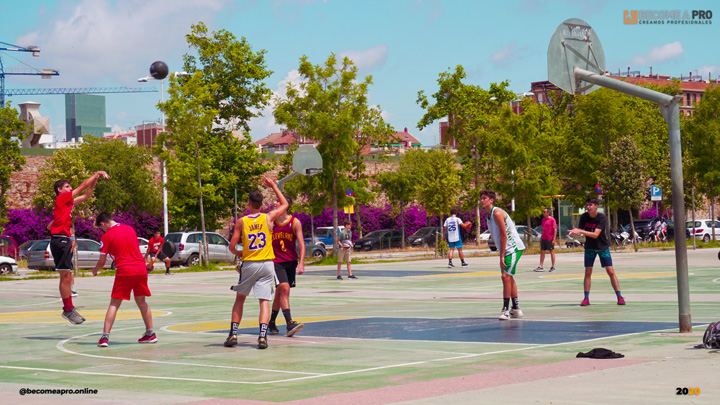 Pista de baloncesto de la Vila Olímpica